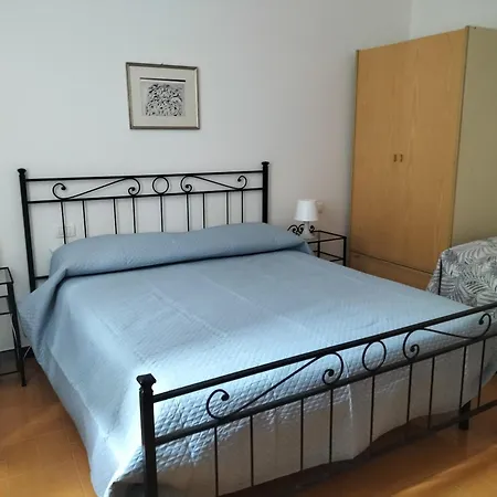 Gianlu Cosy With Ac Апартаменты *