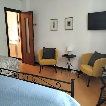 Апартаменты Gianlu Cosy With Ac *